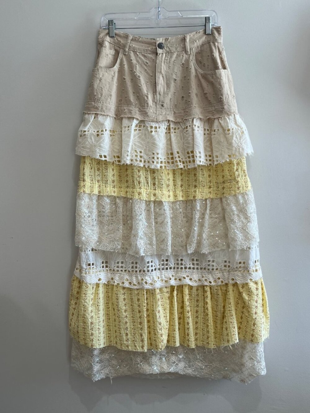 POL Tiered Boho Prairie Maxi Skirt Womens M Yellow Lace Eylet Ruffle Distressed